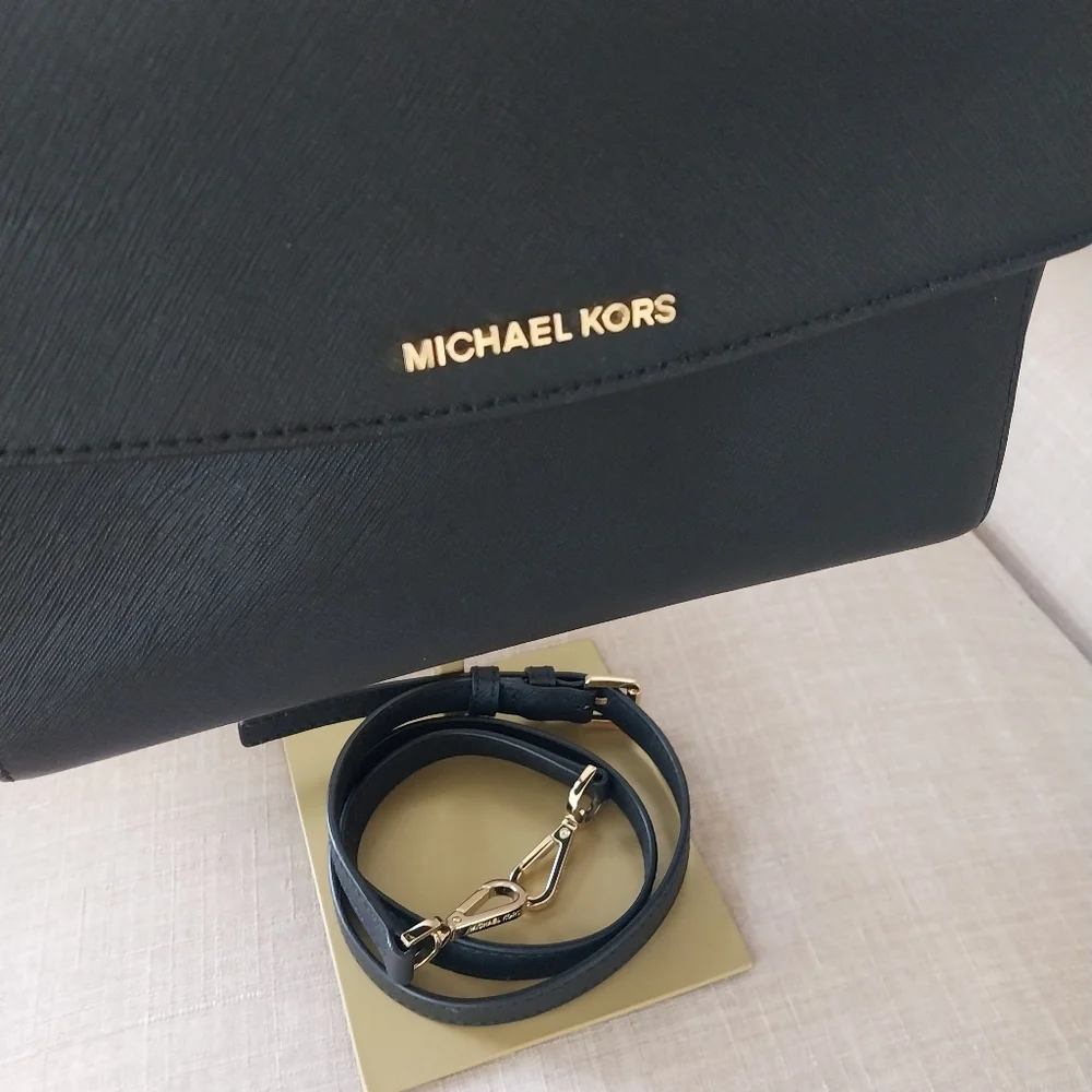 Michael Kors Ava Satchel - Picture 6 of 6